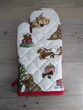 3696680 Pier 1 Imports Christmas Pets Oven Mitt Funny Pet Puppy Dachshund Kitchen Glove