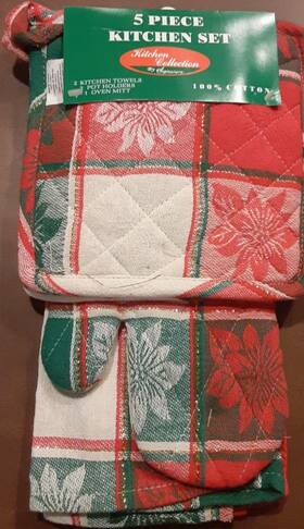 Signature 761450100176 Kitchen Collection By 5 Piece Christmas Set Mitt Towels Nib