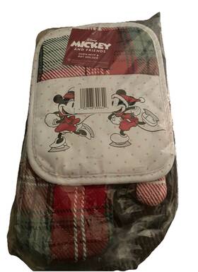 St. Nicholas Square 400768399642 Mickey And Minnie Disneys Skating Plaid Oven Mitt Pot Holder Set