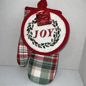 St. Nicholas Square 400805784417 Nwt Oven Mitt And Pot Holder Set Christmas Joy Red Green White