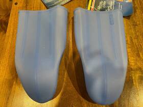 Starfrit 069858932246 1 Pair Of New Silicone Oven And Bbq Mitts Up To 572 Deg F Watrrproof