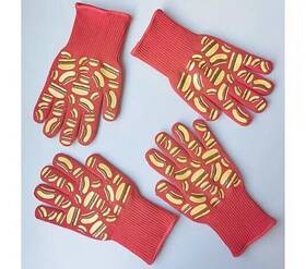 D0gs Temptations 2 Pairs Of Outdoor Grill Oven Safe Mitts New Burgers And Barbecue