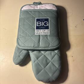 83bofaomp01 The Big One 3-pc Set Kitchen Oven Mitt And Pot Holders Heat Resistant Green
