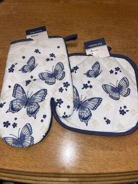True Living 430002283710 Nwt One Pot Holder And Oven Mitt Set Butterfly Blue White