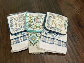 M0420 True Living Bless This Home 2 Towels Pot Holders 4 Piece Sets 3 Pack 12 Pcs Blue Aqua New