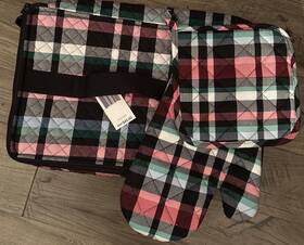 Vera Bradley 886003819111 Ribbons Plaid Multi Casserole Carrier Matching Potholder And Oven Mit