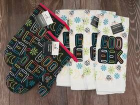 Way To Celebrate 825540090522 Halloween Kitchen Towels And Oven Mitt Set Boo Eek Colorful Decor New