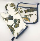 Williams Sonoma Oven Mitt And Potholder Set Lancaster White Blue
