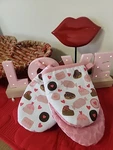 Martha Stewart Nwot Mini Oven Mitt 2-PACK Set Hearts Candy. Fixed Price $9.00.