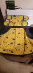 John Deere Bbq/kitchen Apron With Pot Holder And 2 Oven Mitts. Fixed Price $20.99.