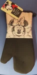 Disney Minnie Mouse 2 Pack Oversized Oven Mitts New. Fixed Price $7.00.
