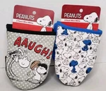 Peanuts Snoopy Two 2 Packs Mini Mitts Pot Holders White Black Blue New. Fixed Price $16.00.