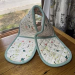 Maison Hermine Quilted Floral Print Double Oven Mitt, Sage Green. Fixed Price $15.50.