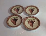 Counter Art Ceramic Wine Topper, Appetizer Plate 4", Grapes, 1 Chip See Photo. Fixed Price $12.00.
