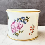 Metropolitan Museum Of Art Mma White Floral Vase With Gold Trim Japan Cache Pot. Fixed Price $29.99.