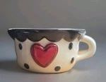 Demdaco Heart And White 4X2 Ceramic Stoneware Decorative Cupcake Holder Bowl. Fixed Price $14.99.