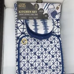 Thyme & Table 5 Pcs Kitchen Set: Oven Mitt, Pot Holder, 2 Towels Apron Blue. Fixed Price $10.99.
