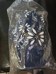 Temptations Blue Floral Silica Oven Mitt & Potholder Set, Machine Washable B21. Fixed Price $15.99.