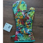 Ulster Weavers Mewagerie Gauntlet Oven Mitt Jungle Leopard Monkey Tropical Nwt. Fixed Price $12.00.
