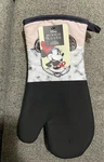 Disney Minnie Mouse 2-PACK Oversized Oven Mitts Pink Trim-new With Tags. Fixed Price $9.00.