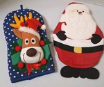 Set Of 2 Vintage Novelty Reindeer/santa 3D Oven Mitt Pot Holder Winfield Trading. Fixed Price $18.99.