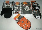 Disney Mickey And Minnie 2 Pack Towel & Oven Mitt Assortment Your Choice. Fixed Price $20.69.