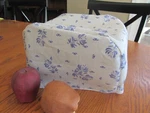 Pfaltzgraff Yorktowne Appliance Dust Cover 4 Slice Square Toaster Very Last Ones. Fixed Price $14.99.