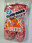 Set Of Vintage Magla Red Plaid/ Bandana Heavy Duty Oven Cook & Bake Bbq Mitts. Fixed Price $26.99.