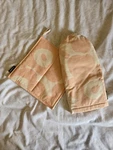 New Marimekko Pink Unikko Oven Mitt And Potholder Set Of 2. Fixed Price $24.00.