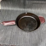 Usa Handmade Leather Cast Iron Pot Pan Skillet Handle Sleeve Cover Set. Fixed Price $11.99.
