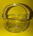 Nwt Princess House Heritage Handblown Crystal Basket Round (12675). Fixed Price $17.99.