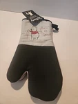 Disney Winnie The Pooh Heat Resistant Oversized Oven Glove Bbq Set 2 W/tags. Fixed Price $14.99.