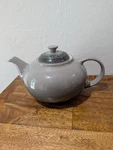 Creuset 1.3L Classic Teapot Flint Stoneware Glossy Handles Solid Modern. Fixed Price $60.50.