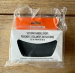 Creuset Silicone Handle Grips Of 2 Oyster Flint Grey Gray New. Fixed Price $29.99.