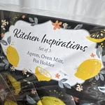 Kitchen Inspirations Apron, Oven Mitt, Pot Holder Set Lemon Print Fabric. Fixed Price $11.99.