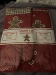 Christmas Gingerbread Man Mommy And Me Aprons Oven Mitts Pot Holders Childrens. Fixed Price $18.59.