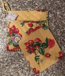New April Cornell Strawberry Potholder Pocket + Towel Discontinued Cotton India. Fixed Price $24.00.