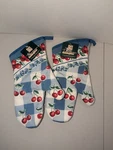 Vintage Barth & Dreyfuss Set Of 2 Cherries Quilted Back Oven Mitts. Fixed Price $19.99.