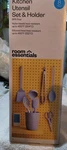 Room Essentials Kitchen Utensils Set& Holder 8 Pieces. Fixed Price $6.00.