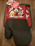 Nwt Disney Mickey Mouse Christmas Pot Holder And Oven Mitt Burgundy & Green New. Fixed Price $9.96.