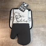 Disney Winnie The Pooh Bear Oversized Oven Mitt + Pot Holder Set Grey Black. Fixed Price $9.96.