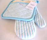 Williams Sonoma Bay Stripe Mitt & Pot Holder Set Aqua White 100% Cotton N/wtag. Fixed Price $35.00.