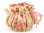 Nwt Thistledown Handcrafted Wrap Around Tea Cozy Size 6 Cups Pink Rose Garden. Fixed Price $28.50.