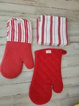 Williams Sonoma Stripe Oven Mitt, Ultimate 2 Hand Towels. Fixed Price $38.00.