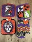 Halloween Pot Holder Oven Mitt Lot Of 4 Skull Dogs Purple Orange Green. Fixed Price $8.80.
