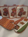 Fall Lot Of 5 Autumn Leaf Pattern- 3 Pot Holders, 2 Oven Mitt Glove East West. Fixed Price $9.50.