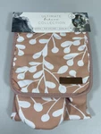 New Eco One Ultimate Bakers Collection Apron Pot Holder Oven Mitt Floral Set. Fixed Price $19.77.