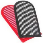 2- Pc.hot Handle Holder Set 2HH2. Fixed Price $16.51.