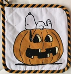 Peanuts Snoopy Sleeping On Pumpkin 8 X Hot Pad W/ Hanging Loop New Free Ship. Fixed Price $14.95.
