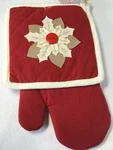 Rich Home Christmas Oven Mitt And Pot Holder Poinsettia Cotton Red Cream Nwt. Fixed Price $9.99.